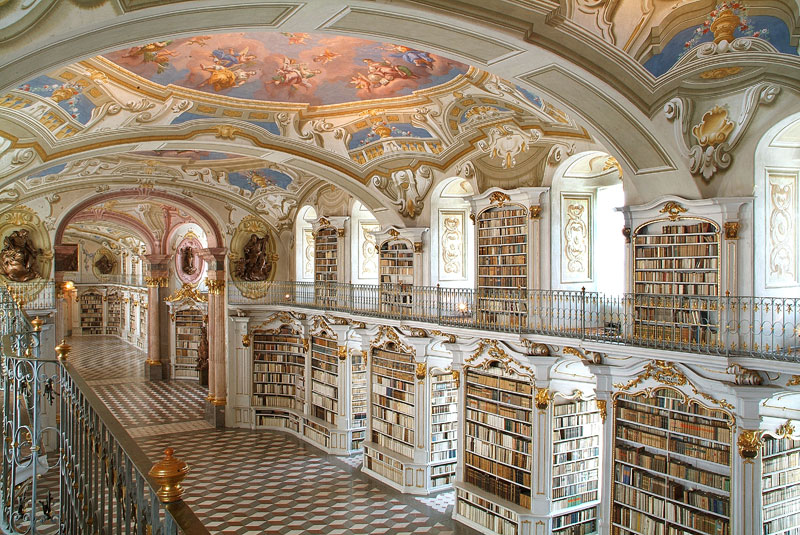 Datei:Galerie-Stiftsbibliothek.jpg