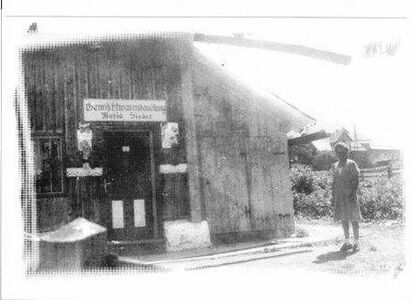 Gründung des Gemischtwarenhandels Maria Sieder (Kaufhaus Sieder) in Rohrmoos-Untertal 1949.