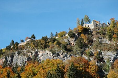 Ruine Wolkenstein im Herbst