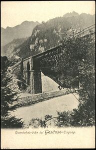 Die Kummerbrücke der Gesäusebahn im Gesäuse.