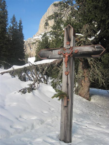 Datei:Flurkreuz beim Kalblinggatterl.jpg