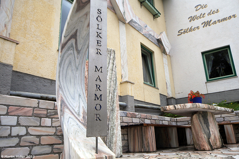 Datei:SoelkermarmorB110619wiki.jpg