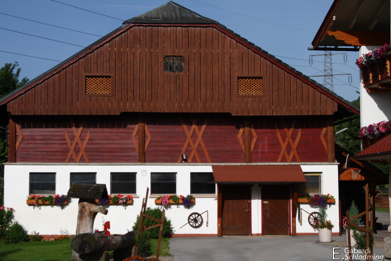 Datei:Holzerhof 7060.jpg