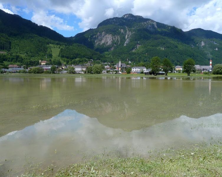 Datei:Stainach hochwasser 2013.JPG