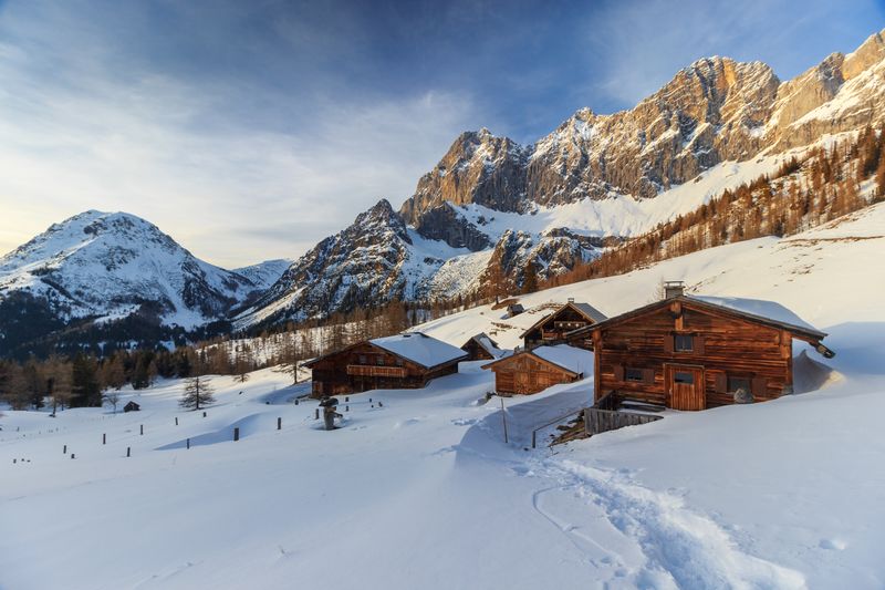 Datei:Neustattalm 2p.jpg