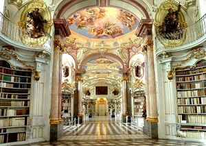 Stiftsbibliothek Admont0509.JPG