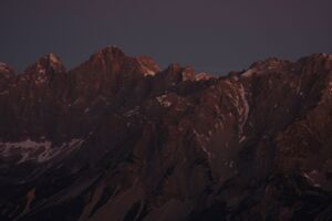 Dachsteinmassiv-krahbergzinken 38555 2011-11-02.jpg