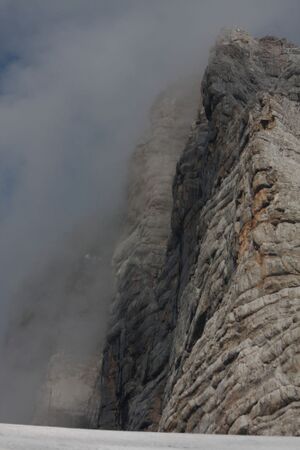 Hoher dachstein 31993 2011-06-16.jpg