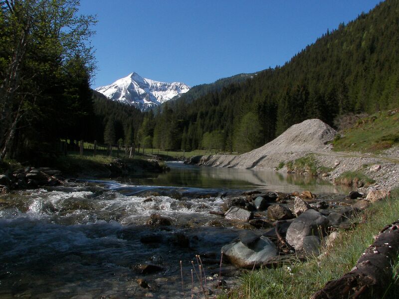 Datei:Kalkspitz-preunegg 1443 2007-05-19.jpg