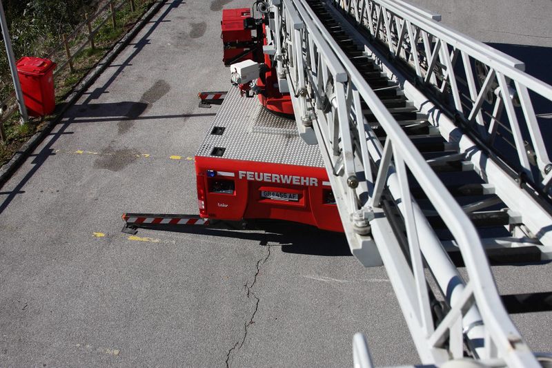 Datei:DLK-23-12 1460 2013-10-13.jpg