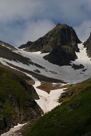 Gollingscharte 0502 2008-06-09.jpg