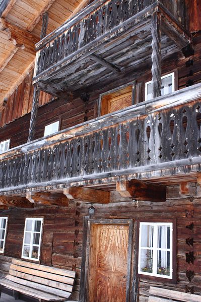 Datei:Quellbodenhütte 3216 2013-11-19.jpg