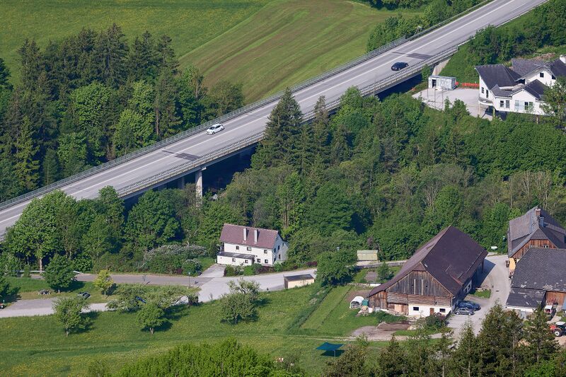 Datei:Wallerbachbrücke lessern-1000229-2023-05-27.jpg