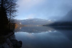 Grundlsee See 77704 2014-11-03.jpg