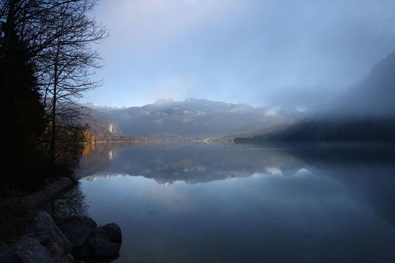 Datei:Grundlsee See 77704 2014-11-03.jpg
