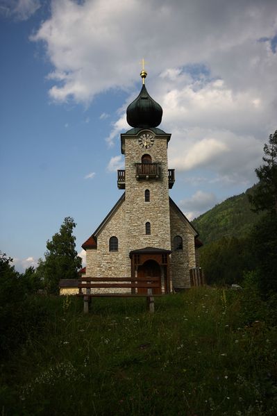 Datei:Kirche stein-enns 1202 13-07-11.jpg