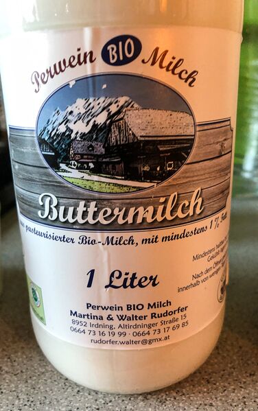 Datei:Buttermilch irdning-1000-2022-03-24.jpg