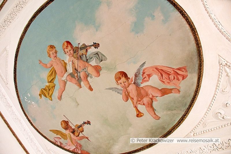 Datei:Schloss Trautenfels Schlosskapelle 08.jpg