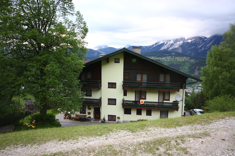 Datei:Mitterwallnerhof fastenberg 4534 13-05-29.jpg