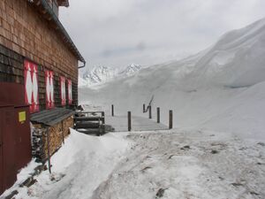 Keinprechthütte 3273 2006-04-12.jpg