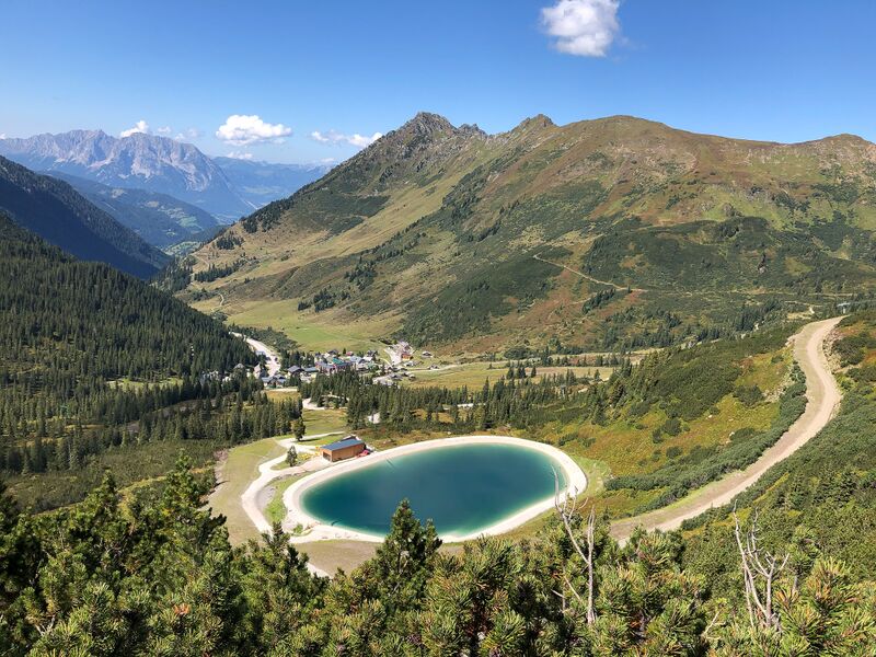 Datei:Speicherteich planneralm-3100-2021-09-04-2.jpg