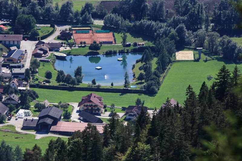 Datei:Badesee aich-1001-2019-09-10.jpg