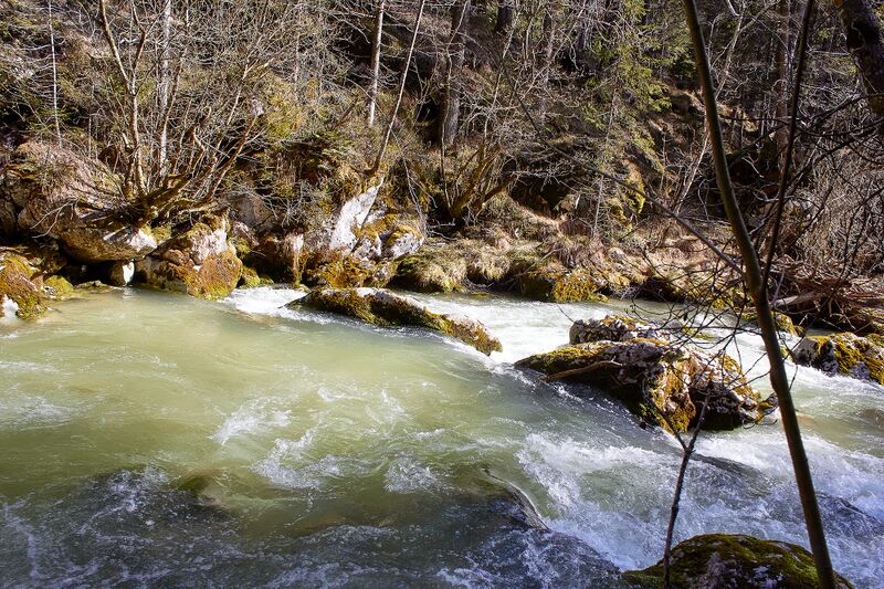 Datei:Klachauer gefällstufe-0055-2023-04-22.jpg