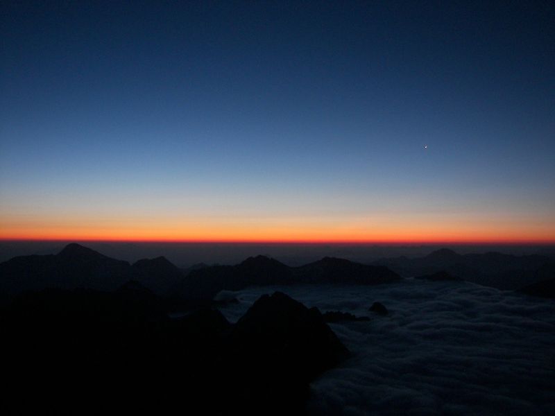 Datei:Hochgolling sunrise 16329 2006-07-05.jpg