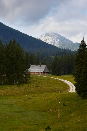Jagdhütte miesboden-1001-2021-06-29.jpg