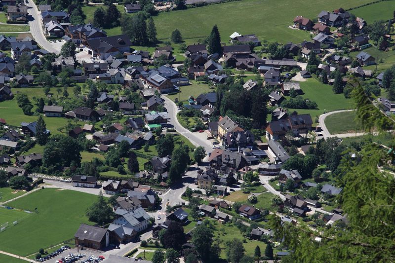 Datei:Altaussee loserhütte 50805 2017-06-11.jpg