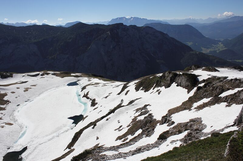 Datei:Augstsee loser 50357 2017-06-11.jpg