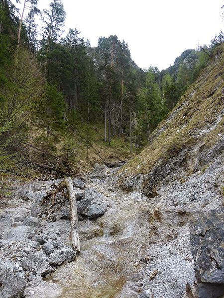 Datei:Humlechnergraben 54621 2014-04-27.JPG