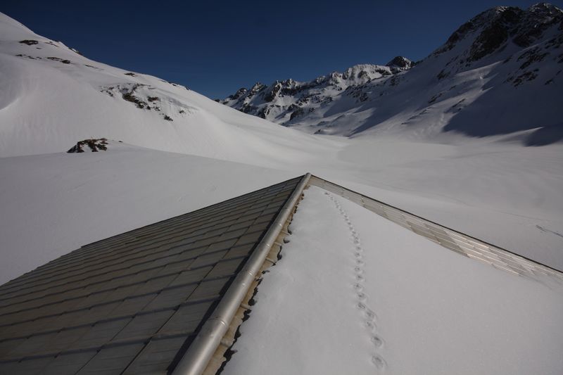 Datei:Giglachseehütte 2026 2012-03-15.jpg