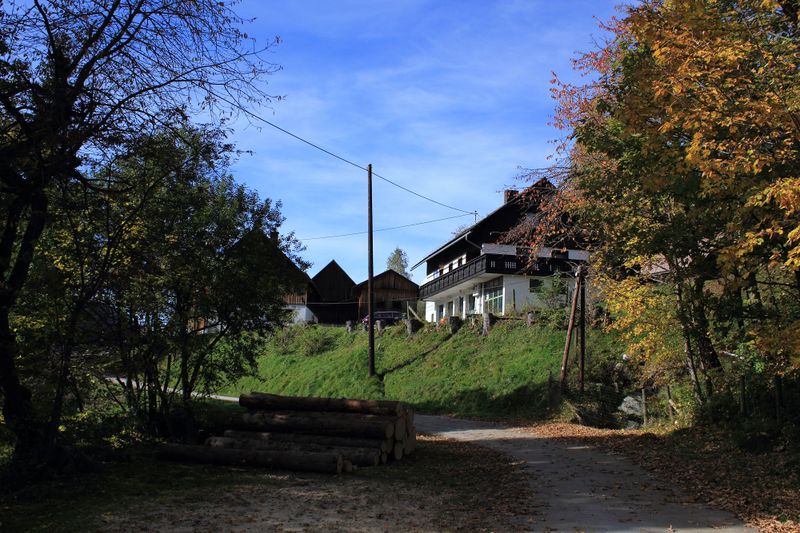 Datei:Großbichlerhof oppenb 61539 2017-10-11.jpg