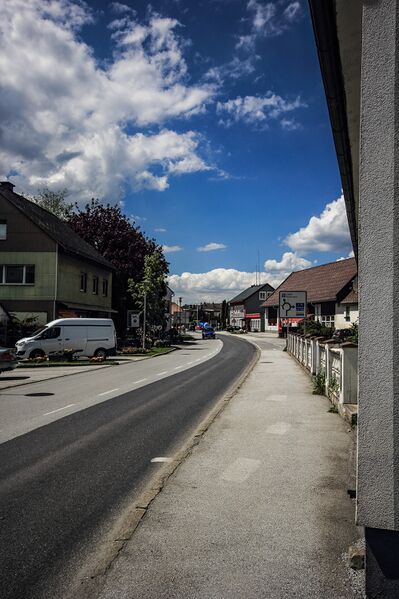 Datei:Schoberpass Straße trieben-1000-2017-05-18.jpg