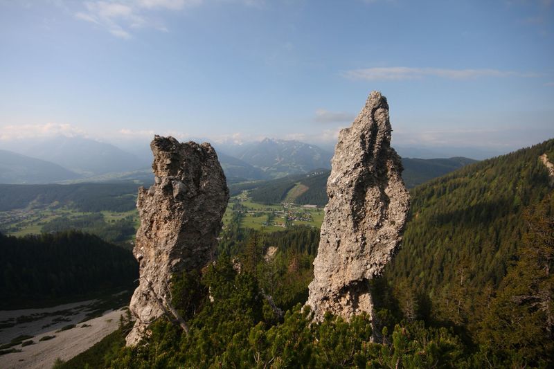 Datei:Jungfrauensteig 29170 2011-05-25.jpg