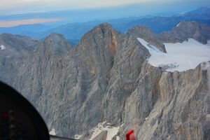 Dachstein Südwand September 2019.jpg