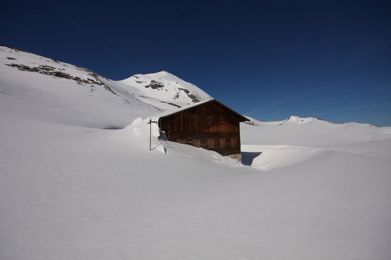 Datei:Giglachseehütte 2015 2012-03-15.jpg