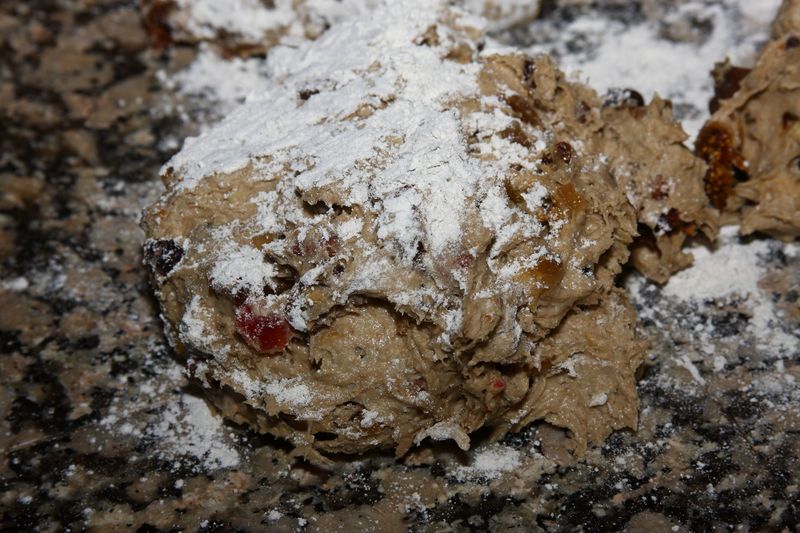 Datei:Kletzenbrot 80177 2014-12-11.jpg