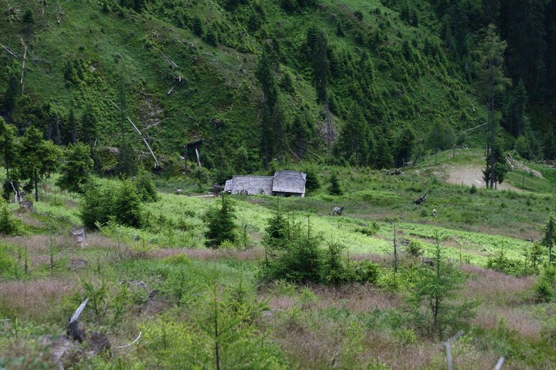 Datei:Bergkreuzkapelle walchen 66041 2014-07-01.jpg