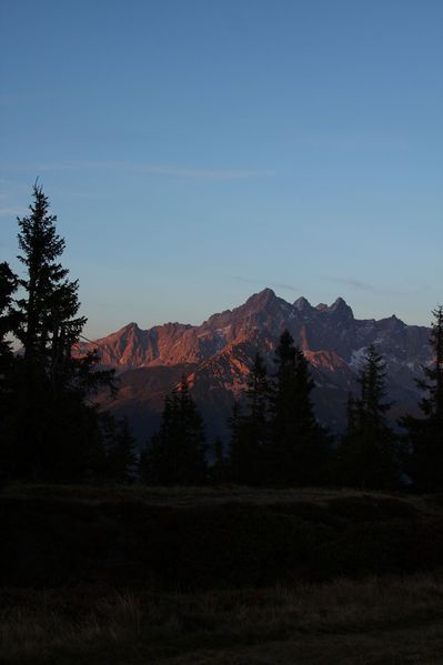 Datei:Dachsteinmassiv-rossbrand 28241 2010-09-12.jpg