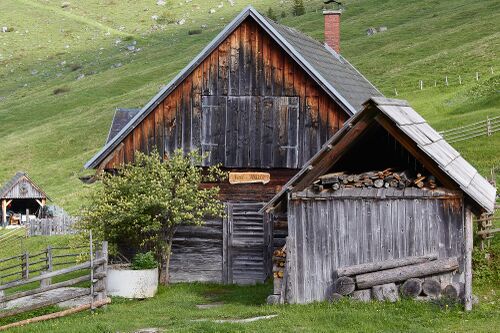 Fesl-hütte-0365-2022-05-18.jpg