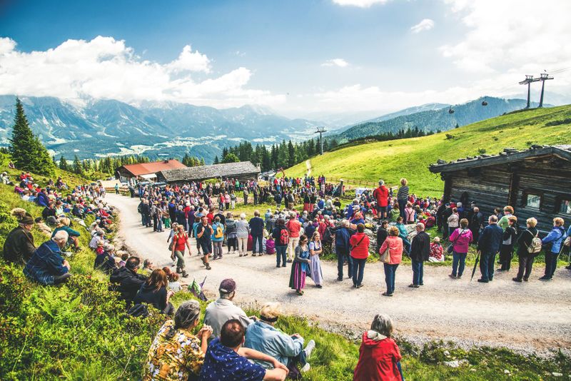 Datei:Fest zur Almrauschblüte 02.jpg