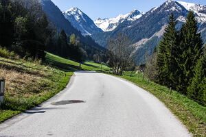 Obertalstraße-13-2014-04-25.jpg