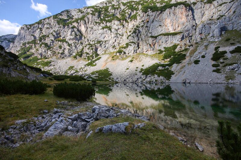 Datei:Hölltalsee 37068 2011-09-26.jpg