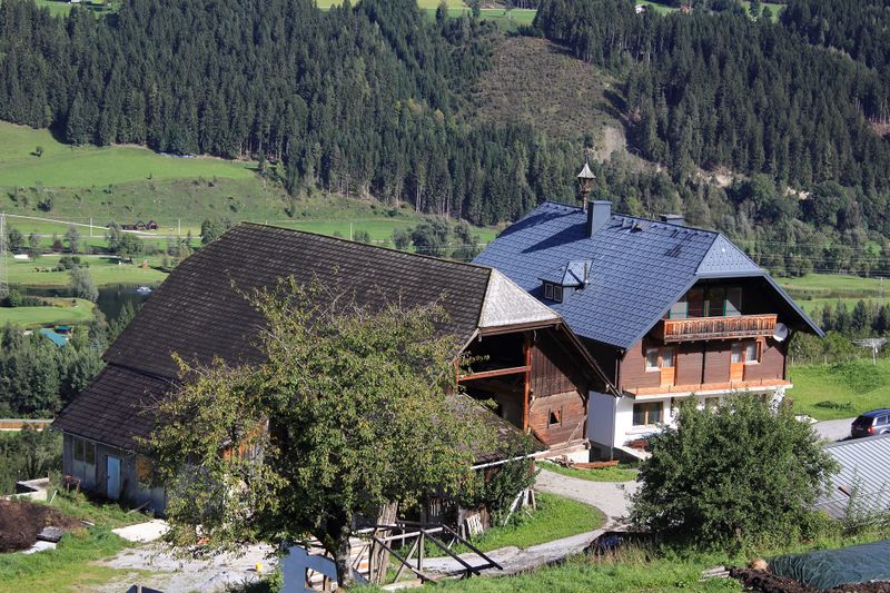 Datei:Roanerhof oberhausberg 57492 2017-09-15.jpg