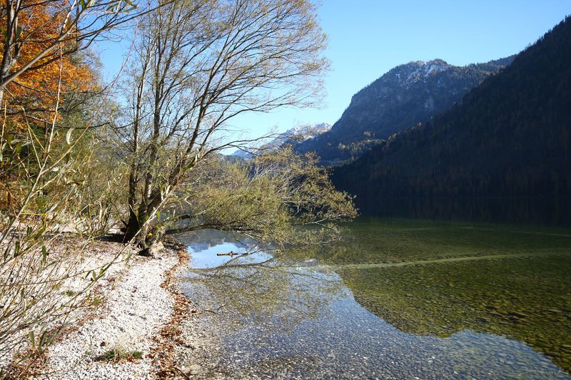 Datei:Grundlsee See 77877 2014-11-03.jpg