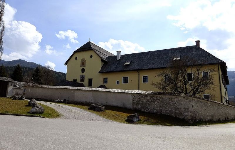 Datei:Kapuzinerkloster Irdning10.JPG