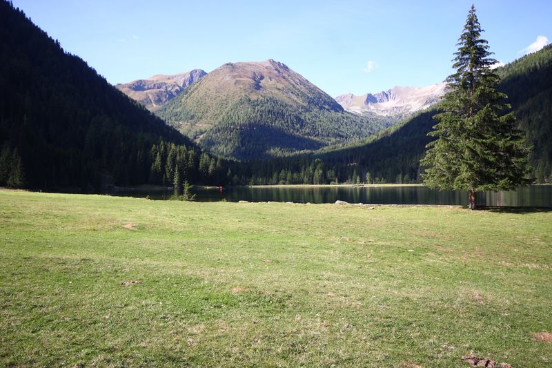 Datei:Etrachsee 4890 13-09-04.jpg