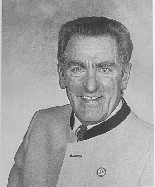 Datei:Walter walcher buch (3).JPG